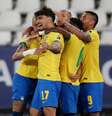 Jesus é expulso, mas Brasil bate o Chile e vai à semifinal  Foto: Ricardo Moraes