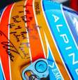 Capacete de Fernando Alonso, que foi entregue a Lando Norris   Foto: Reprodução / Grande Prêmio