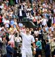 Novak Djokovic comemora após garantir classificação à semifinal em Wimbledon  Foto: Toby Melville/Reuters
