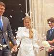 A elegância da simplicidade: Alexandre e Géraldine tiveram um casamento comum, sem a ostentação exibida por celebridades   Foto: Reprodução/Instagram/@alexandrearnault