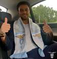 O brasileiro Felipe Anderson durante a sua chegada ao clube de Roma  Foto: Reprodução/@sslazio