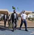 O vice-presidente da República Hamilton Mourão em viagem para Angola.  Foto: Twitter/Reprodução / Estadão Conteúdo