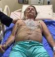 O presidente República, Jair Bolsonaro, em hospital.  Foto: Instagram/Reprodução / Estadão Conteúdo