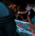Alunos identificam possíveis locais de minas em Carmen de Viboral, na Colômbia
 14/7/2021    REUTERS/Santiago Mesa  Foto: Reuters