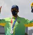 Kelvin Hoefler, do skate, garante a 1ª medalha do Brasil  Foto: Toby Melville