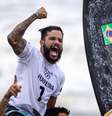 Ítalo Ferreira conquistou a primeira medalha de ouro do Brasil  Foto: Jonne Roriz/COB