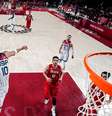 Jayson Tatum, dos EUA, na vitória sobre o Irã nesta quarta-feira nos Jogos Olímpicos Pool via Reuters/Charlie Niebergall  Foto: Charlie Niebergall / Pool via REUTERS 