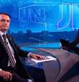 Bolsonaro e Bonner na única vez que ficaram cara a cara, em 28 de agosto de 2018, na série de entrevistas com os candidatos à Presidência no estúdio do ‘JN’  Foto: João Cotta/TV Globo/Divulgação