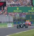 Hamilton largou sozinho após a bandeira vermelha   Foto: F1 / Grande Prêmio