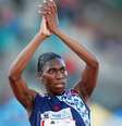 Recentemente, Semenya passou a correr a prova de 5.000 metros - uma distância que não exigiria que ela diminuísse seus níveis de testosterona  Foto: Reuters / BBC News Brasil