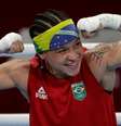 Beatriz Ferreira comemora vitória nas quartas de final do torneio feminino de boxe na Tóquio-2020
03/08/2021 REUTERS/Ueslei Marcelino  Foto: Reuters