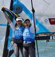 Imbatíveis! Martine e Kahena são bicampeãs olímpicas na Vela  Foto: Carlos Barria