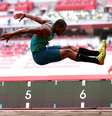 Felipe dos Santos na prova do salto em distância na disputa do decatlo em Tóquio  Foto: Andrew Boyers/Reuters