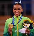 Rebeca Andrade foi conquistou duas medalhas inéditas para o Brasil na Olimpíada de Tóquio (Foto: LOIC VENANCE / AFP)  Foto: LANCE!