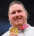 Americano Ryan Crouser mostra medalha de ouro conquistada nos Jogos Olímpicos de Tóquio Dylan Martinez/Reuters  Foto: Dylan Martinez  / Reuters