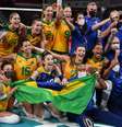 Meninas do vôlei garantiram mais uma medalha para o Brasil, que agora chega a 20 (Foto: Yuri Corteza/AFP)  Foto: LANCE!