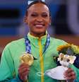 Nascida em Guarulhos, Rebeca Andrade foi a atleta que mais se destacou, com um ouro e uma prata. A ginasta paulista treina no Rio de Janeiro  Foto: Reuters / BBC News Brasil