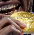 Pugilista cubano Julio Cesar La Cruz comemora a conquista do ouro 
REUTERS/Ueslei Marcelino/File photo         Foto: Reuters