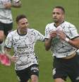 Renato Augusto comemora gol do Corinthians  Foto: Fernando Roberto/UAI FOTOS / Gazeta Press