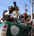 Combatentes do Talibã fazem patrulha em Jalalabad, no Afeganistão  Foto: EPA / Ansa - Brasil