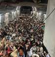 Interior de avião militar dos EUA após evacuação de Cabul  Foto: ANSA / Ansa - Brasil
