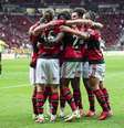 Jogadores do Flamengo comemoram vaga na semifinal da Libertadores  Foto: Alexandre Vidal/Flamengo