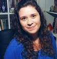 Marina Mafra, portadora de esclerose e autora da obra: “Escrever me deu a chance de enxergar a vida de maneira diferente”  Foto: Divulgação