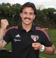 Gabriel Neves comentou da tradição uruguaia no São Paulo (Foto:Rubens Chiri / saopaulofc.net)  Foto: LANCE!