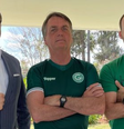 Jason Miller, Jair Bolsonaro e Eduardo Bolsonaro em Brasília  Foto: Reprodução/Twitter / BBC News Brasil
