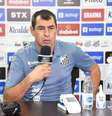 Fábio Carille foi apresentado oficialmente pelo Santos no CT Rei Pelé.  Foto: Divulgação/Santos / Estadão Conteúdo