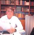 'Se puder tomar banho frio é muito mais saudável, ajuda o Brasil', disse Bolsonaro durante live nas redes sociais.  Foto: Jair Bolsonaro/Facebook/Reprodução - 23/9/2021 / Estadão