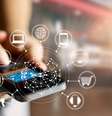 Um elemento chave para a conexão de celulares e comportadores vai expirar neste 30 de setembro, o que afetará alguns dispositivos antigos  Foto: Getty Images / BBC News Brasil