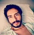 O ator publicou uma foto hospitalizado  Foto: 