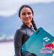 Bruna Kajiya é atração brasileira no kitesurfe  Foto: Marcelo Maragni / Red Bull Content Pool