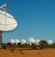 Parte do conjunto de 36 antenas do radiotelescópio ASKAP, que detectou a transmissão misteriosa   Foto: Divulgação/MRO/CSIRO / Meio Bit