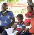 O haitiano Patrick, a mulher e os dois filhos brasileiros foram deportados pelos EUA para o Haiti  Foto: BBC News Brasil