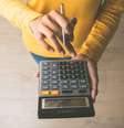 Existem cálculos específicos que são necessários para manter a saúde financeira do seu negócio  Foto: Shutterstock / Finanças e Empreendedorismo
