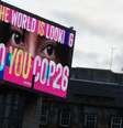 Propaganda é exposta durante realização da COP26 em Glasgow, no Reino Unido
07/11/2021 REUTERS/Yves Herman  Foto: Reuters