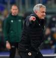 José Mourinho durante partida da Roma contra o Bodo/Glimt pela Liga Conferência da Europa
04/11/2021 REUTERS/Alberto Lingria  Foto: Reuters