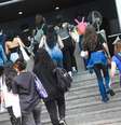 Chegada dos estudantes para a prova do Enem na Universidade Paulista UNIP, no Jaguaré, na cidade de São Paulo  Foto: Ronaldo Silva / Futura Press