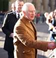 Príncipe britânico Charles durante visita ao Mercado de Cambridge
REUTERS/Henry Nicholls/Pool  Foto: Reuters