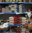Supermercado no Rio de Janeiro. REUTERS/Pilar Olivares  Foto: Reuters