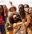 Grupo de pessoas negras em passeio de turismo pela Bafrika  Foto: Reprodução/Instagram / Alma Preta