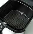 Cesto de air fryer limpo.  Foto: HS You/Flickr / Tecnoblog