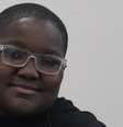 Davyon Johnson salvou um colega de classe que estava se sufocando e resgatou uma mulher de um incêndio em sua casa  Foto: Facebook/ Escola Pública de Muskogee / BBC News Brasil