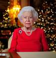 A rainha Elizabeth 2ª discursou ao lado de uma foto dela e do marido nas bodas de diamante, em 2007  Foto: PA Media / BBC News Brasil