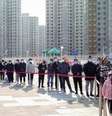 Moradores de Tianjin fazem fila para realizar o teste de covid  Foto: EPA / BBC News Brasil
