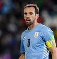 Atlético-MG anuncia a contratação do zagueiro Diego Godín  Foto: Pablo Porciuncula