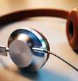 Como ouvir música online   Foto: Lee Campbell/Unsplash / Tecnoblog