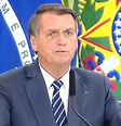 Bolsonaro usa evento para defender gestão: "Gasolina a R$ 5 e o povo nos trata bem"  Foto: Reprodução / TV Brasil